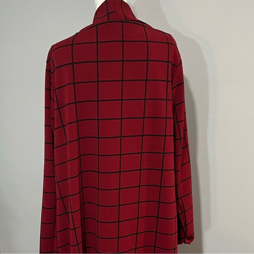 Boohoo red and black windowpane duster size 18 EUC lightweight - Picture 10 of 13